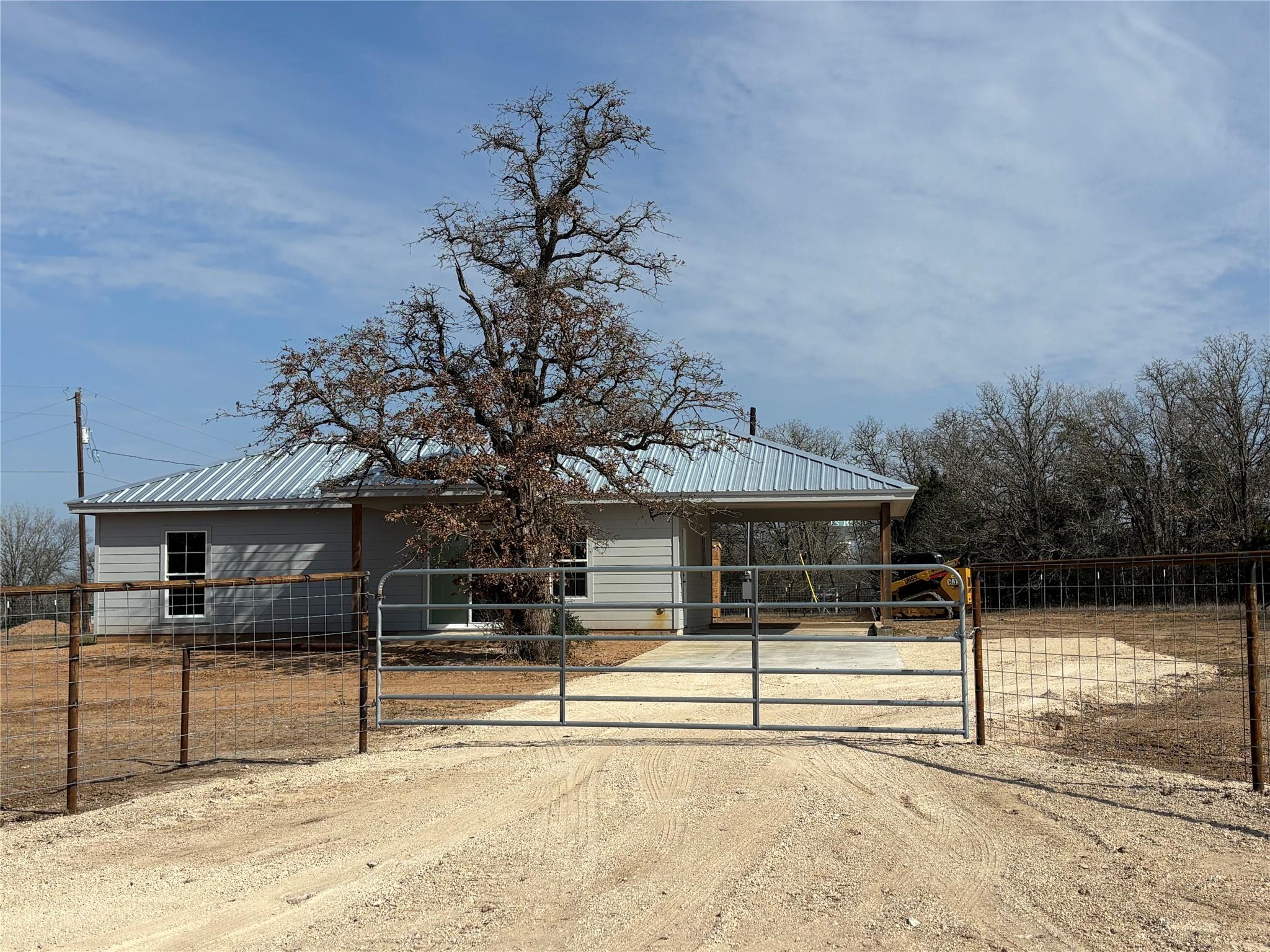 134 Pope Bnd N # B, Cedar Creek, TX 78612