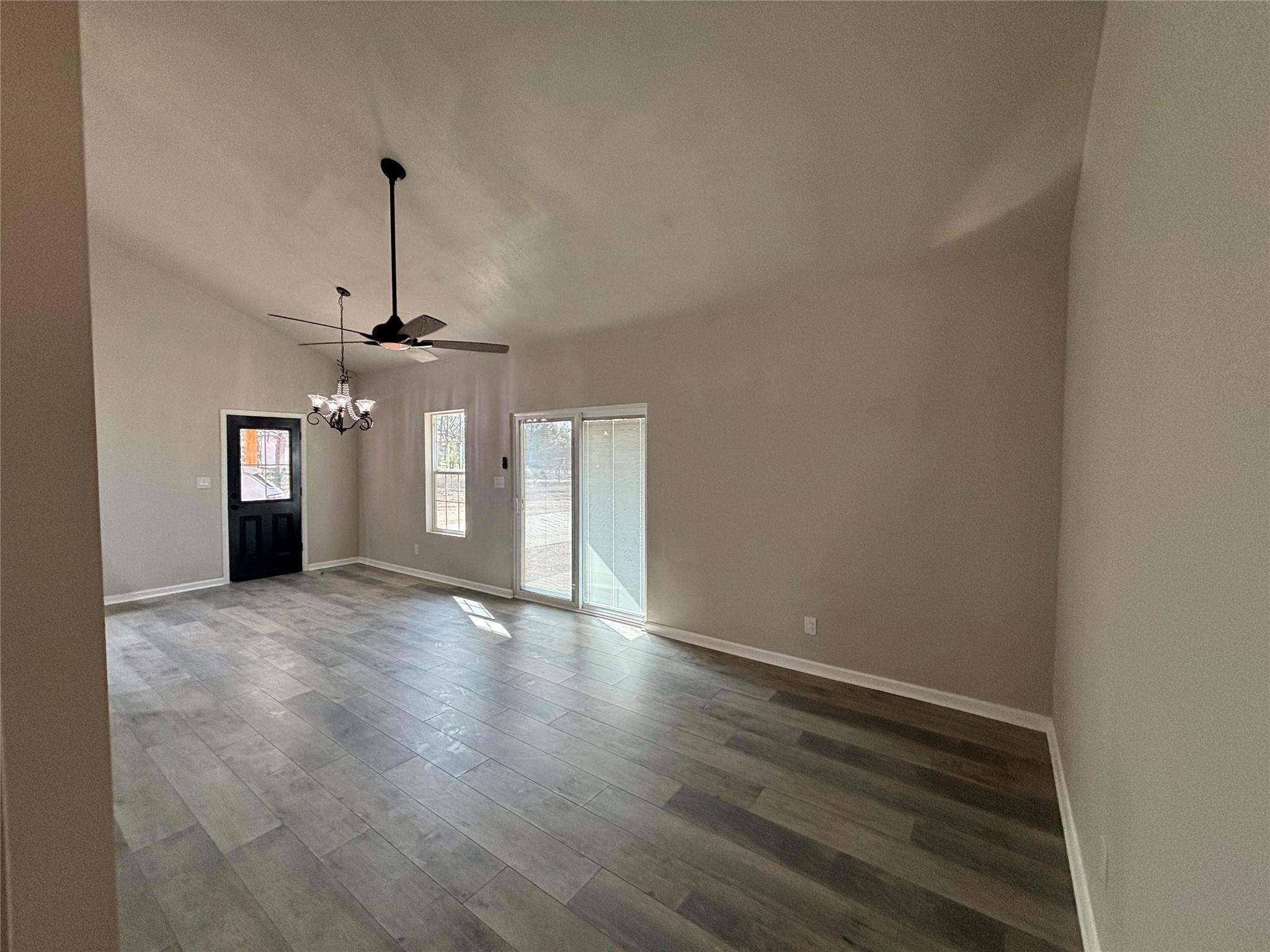 134 Pope Bnd N # B, Cedar Creek, TX 78612