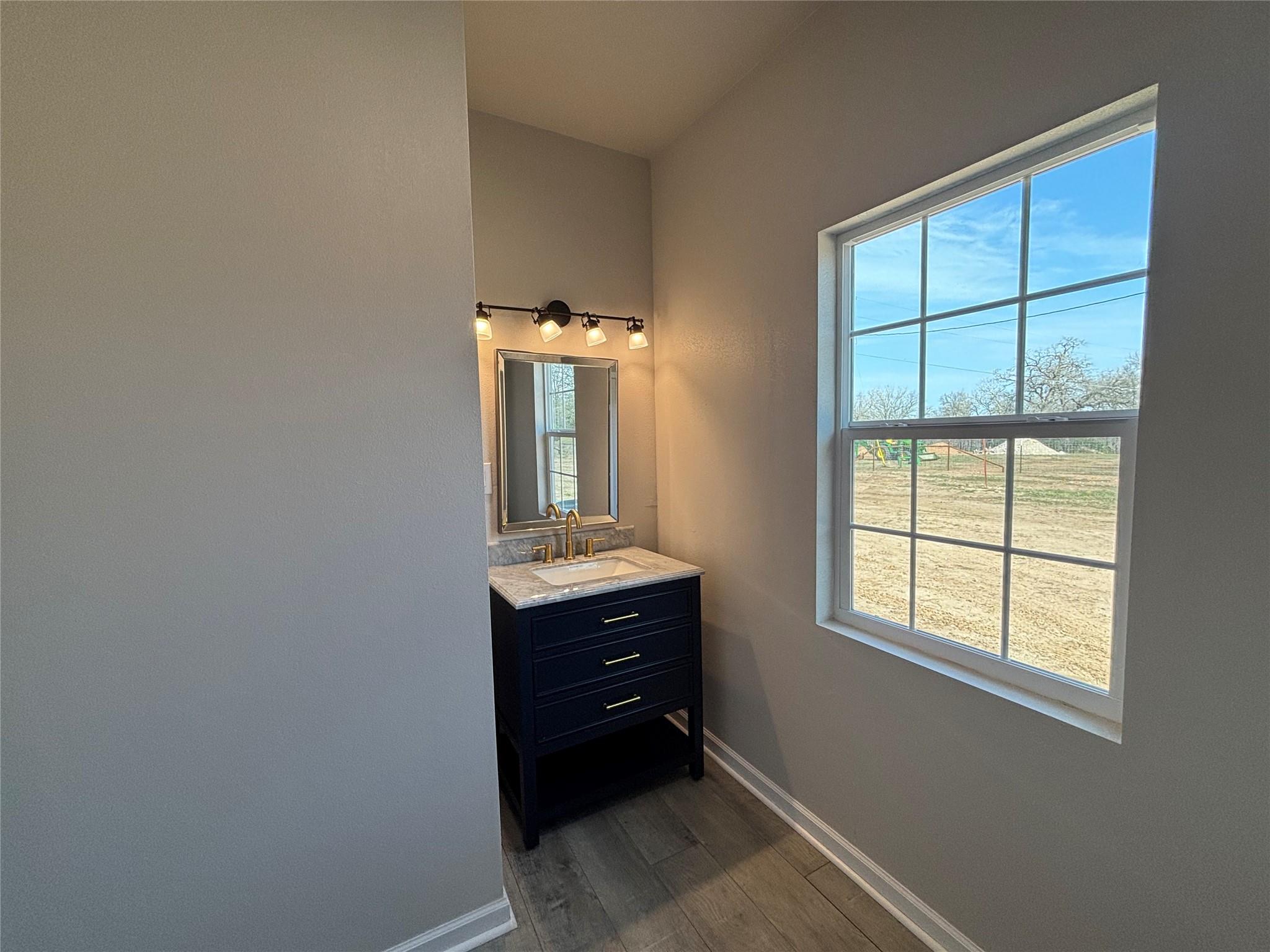 134 Pope Bnd N # B, Cedar Creek, TX 78612