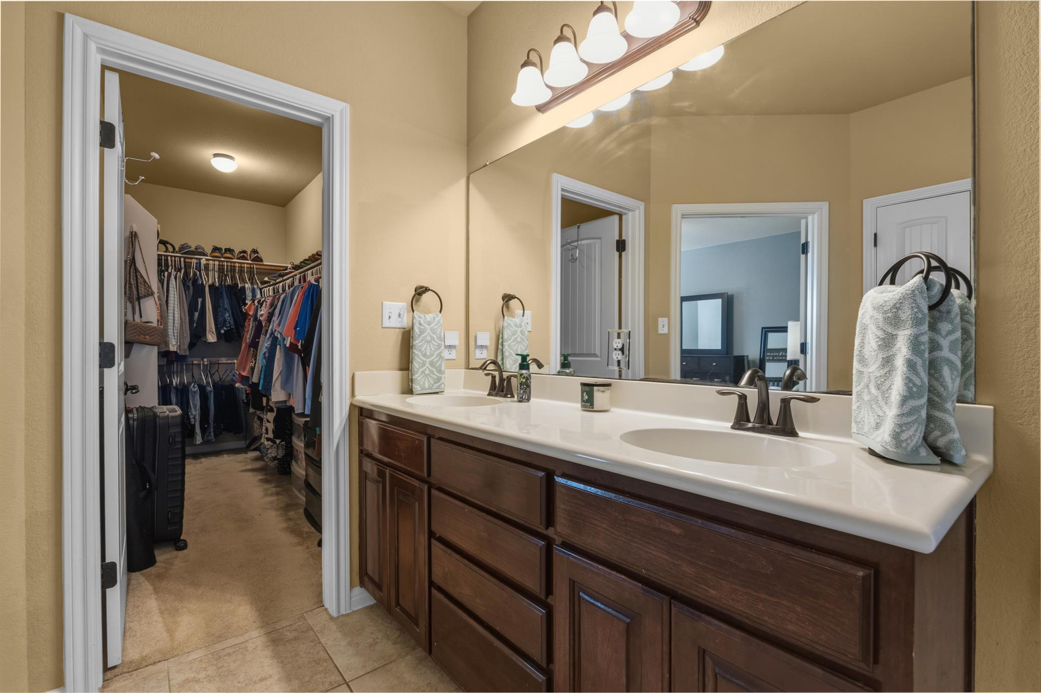 1929 Pecan Valley Dr, Leander, TX 78641