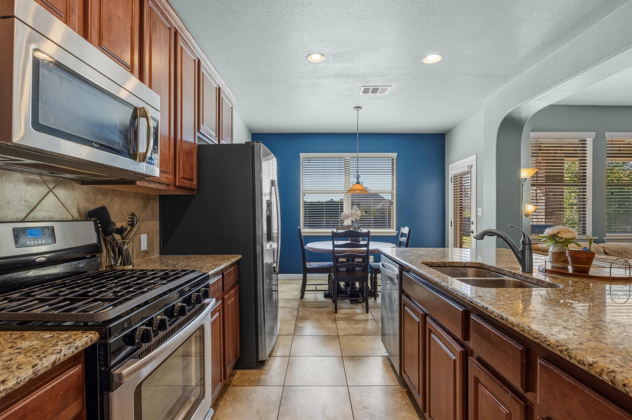 1929 Pecan Valley Dr, Leander, TX 78641