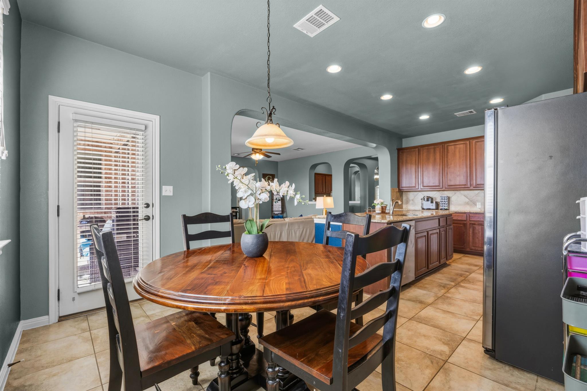 1929 Pecan Valley Dr, Leander, TX 78641