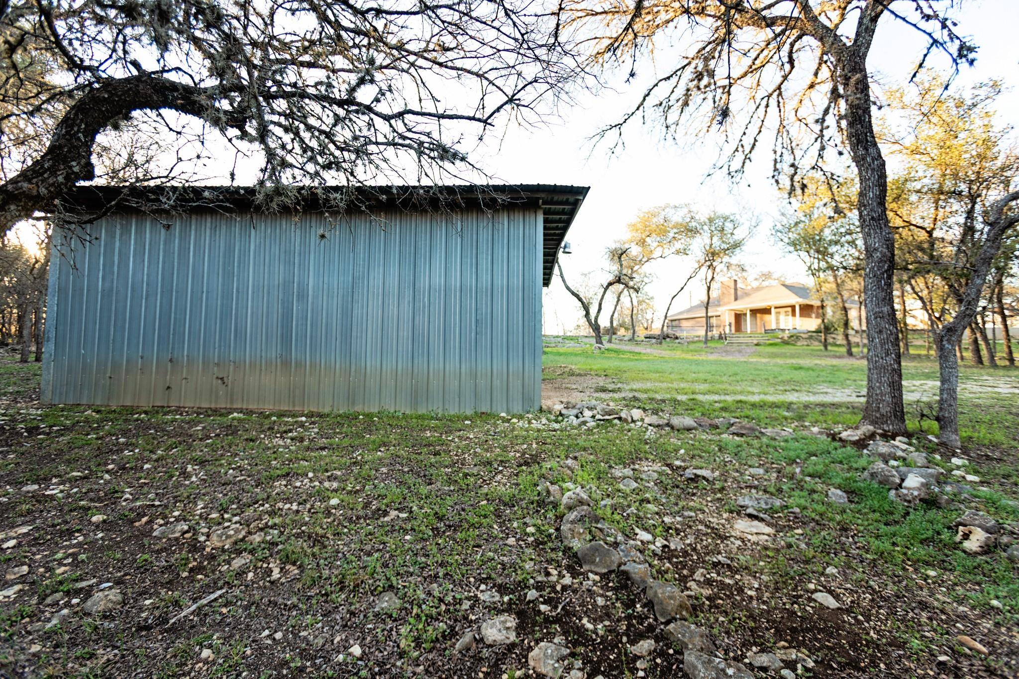 603 Oakwood Dr, Buda, TX 78610