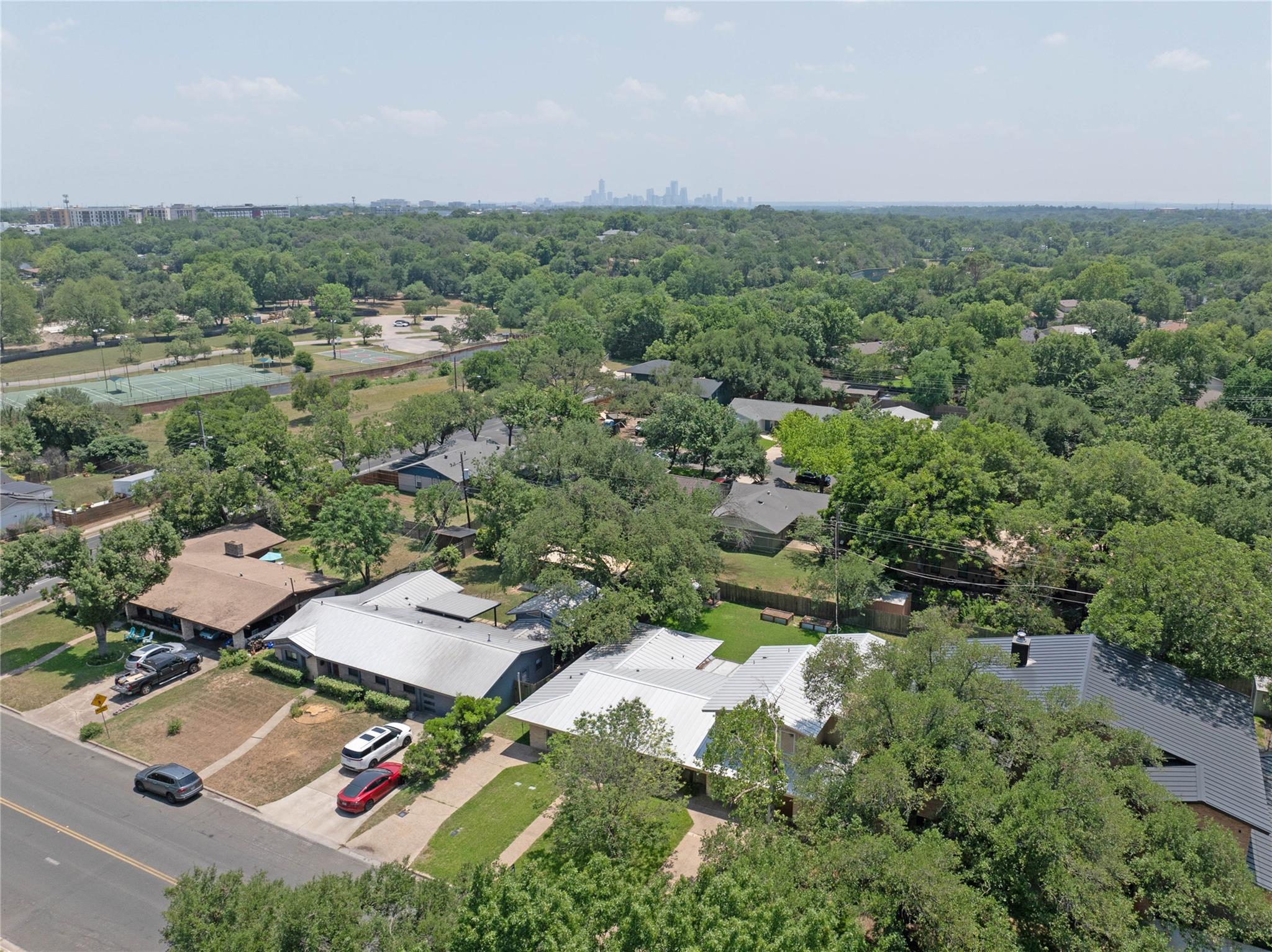 2905 Greenlawn Pkwy, Austin, TX 78757