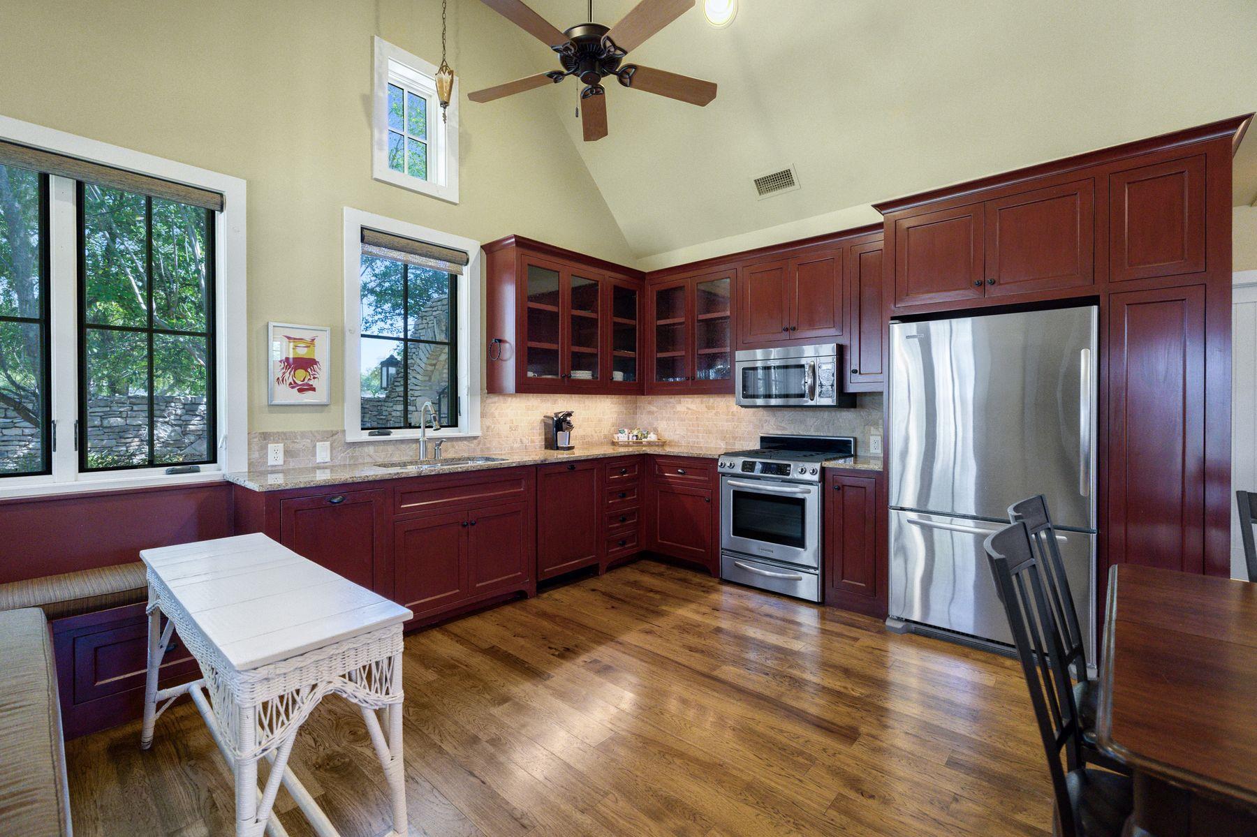 18059 FM 1826 Rd, Driftwood, TX 78619