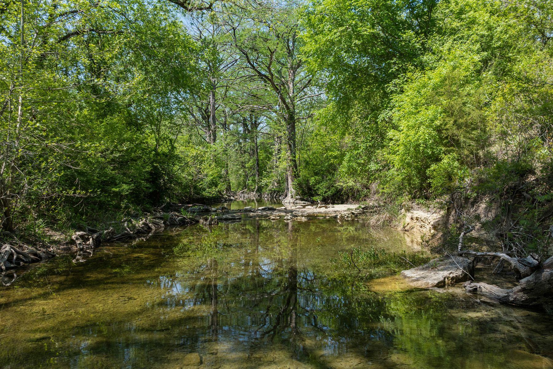 18059 FM 1826 Rd, Driftwood, TX 78619