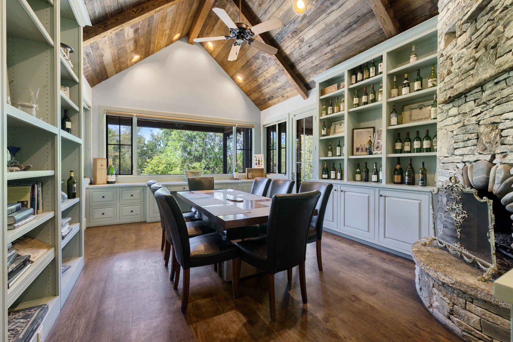 18059 FM 1826 Rd, Driftwood, TX 78619