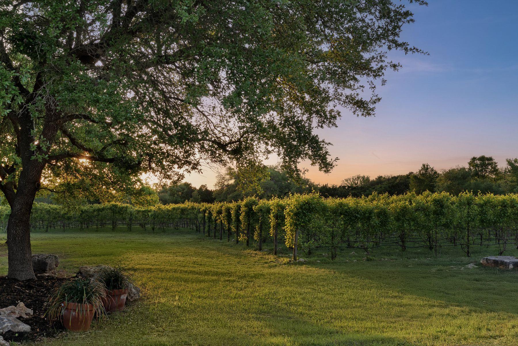 18059 FM 1826 Rd, Driftwood, TX 78619