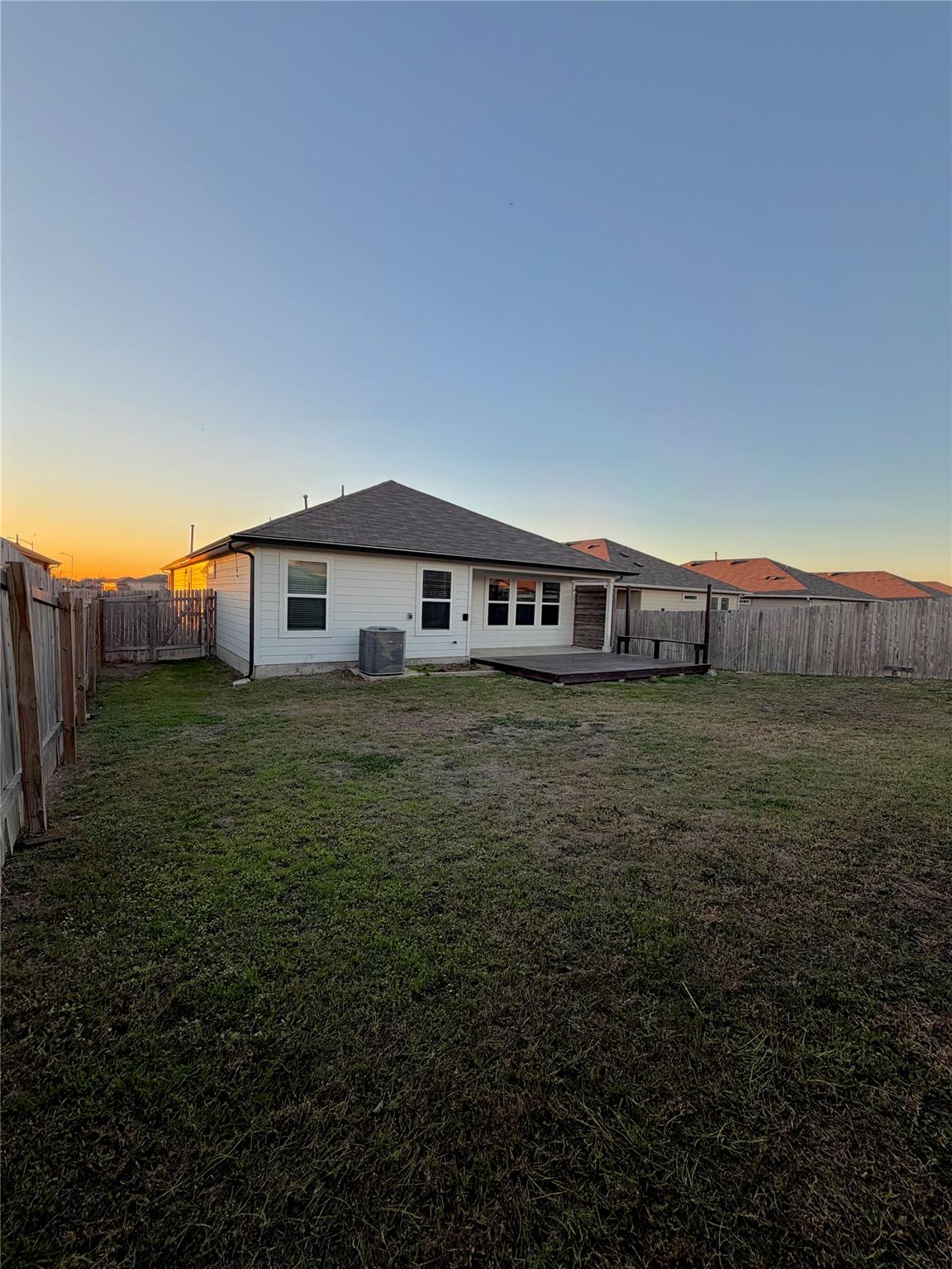 314 Addison Pl, Lockhart, TX 78644