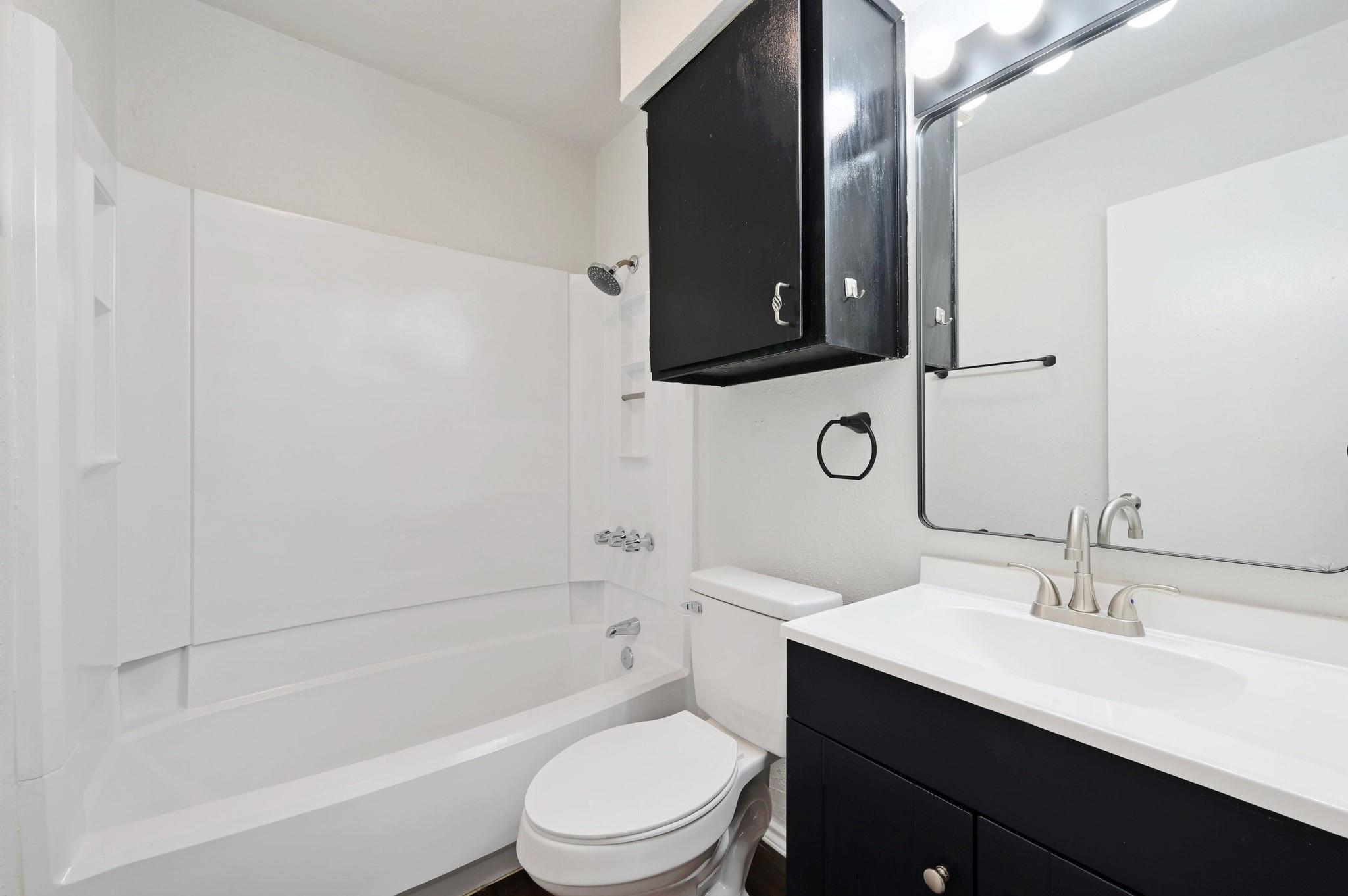 5303 Spring Meadow Rd, Austin, TX 78744