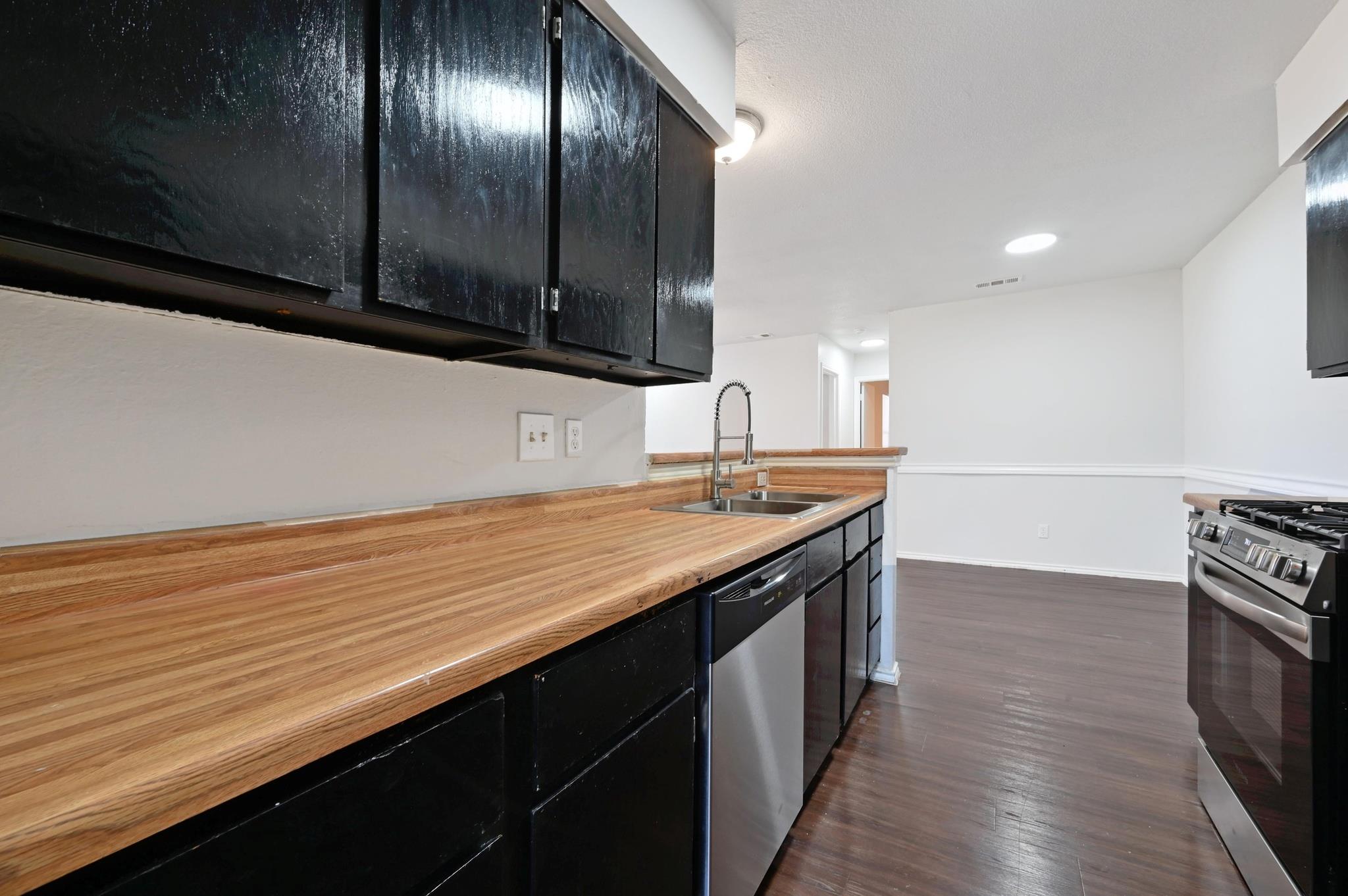 5303 Spring Meadow Rd, Austin, TX 78744