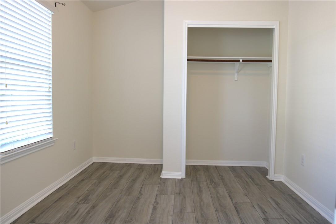 1527 Portchester Castle Path, Pflugerville, TX 78660