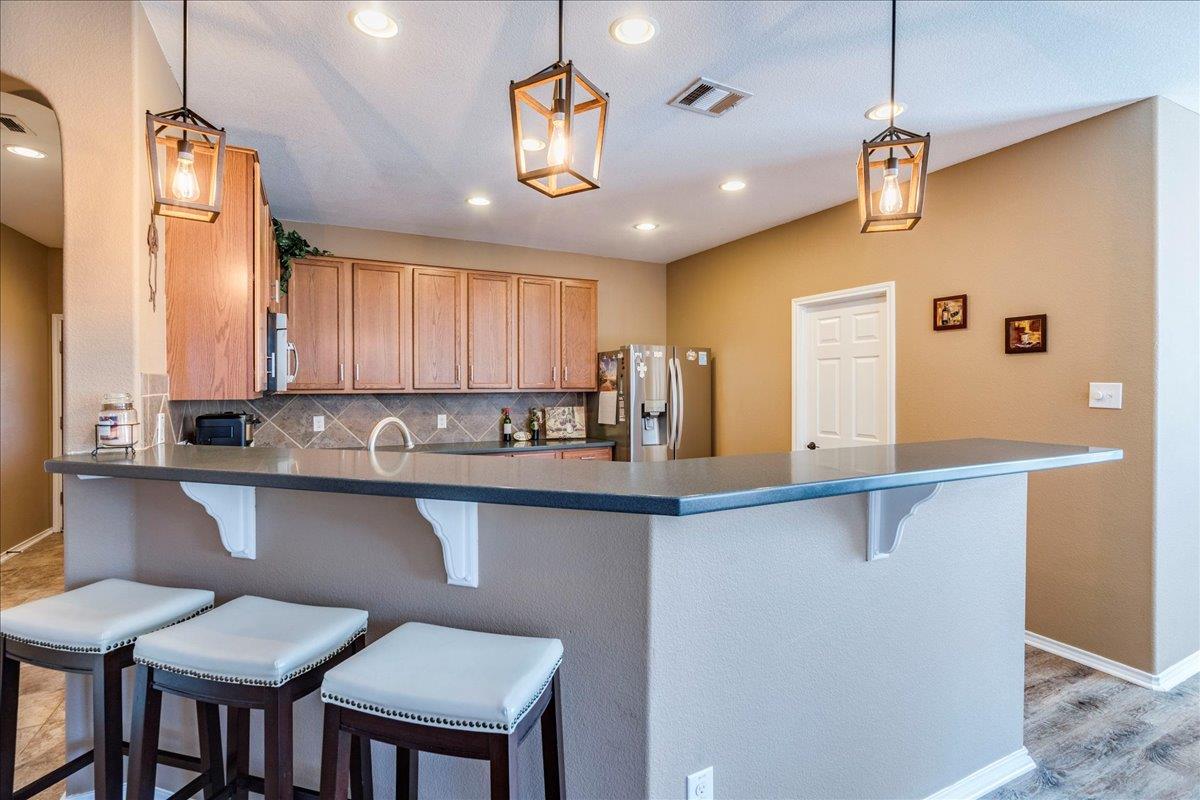 303 Briarwood Dr, Leander, TX 78641