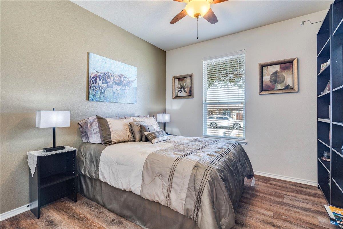 303 Briarwood Dr, Leander, TX 78641