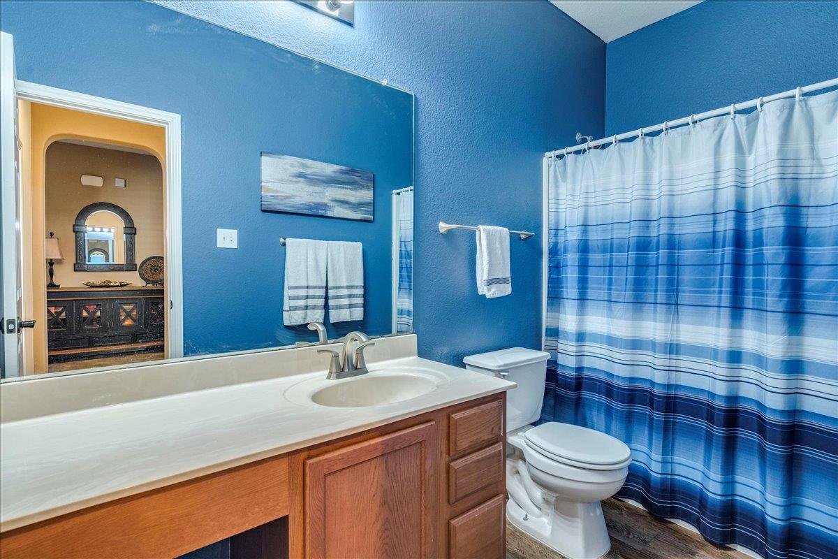 303 Briarwood Dr, Leander, TX 78641