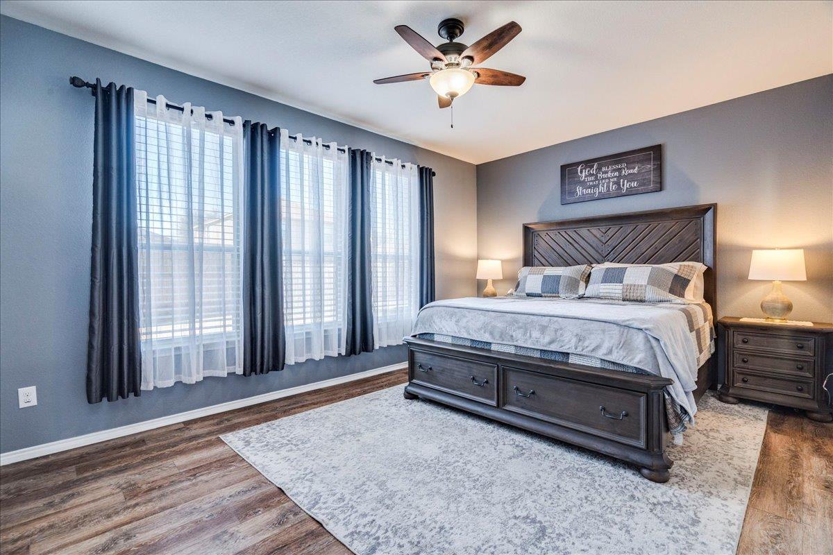 303 Briarwood Dr, Leander, TX 78641