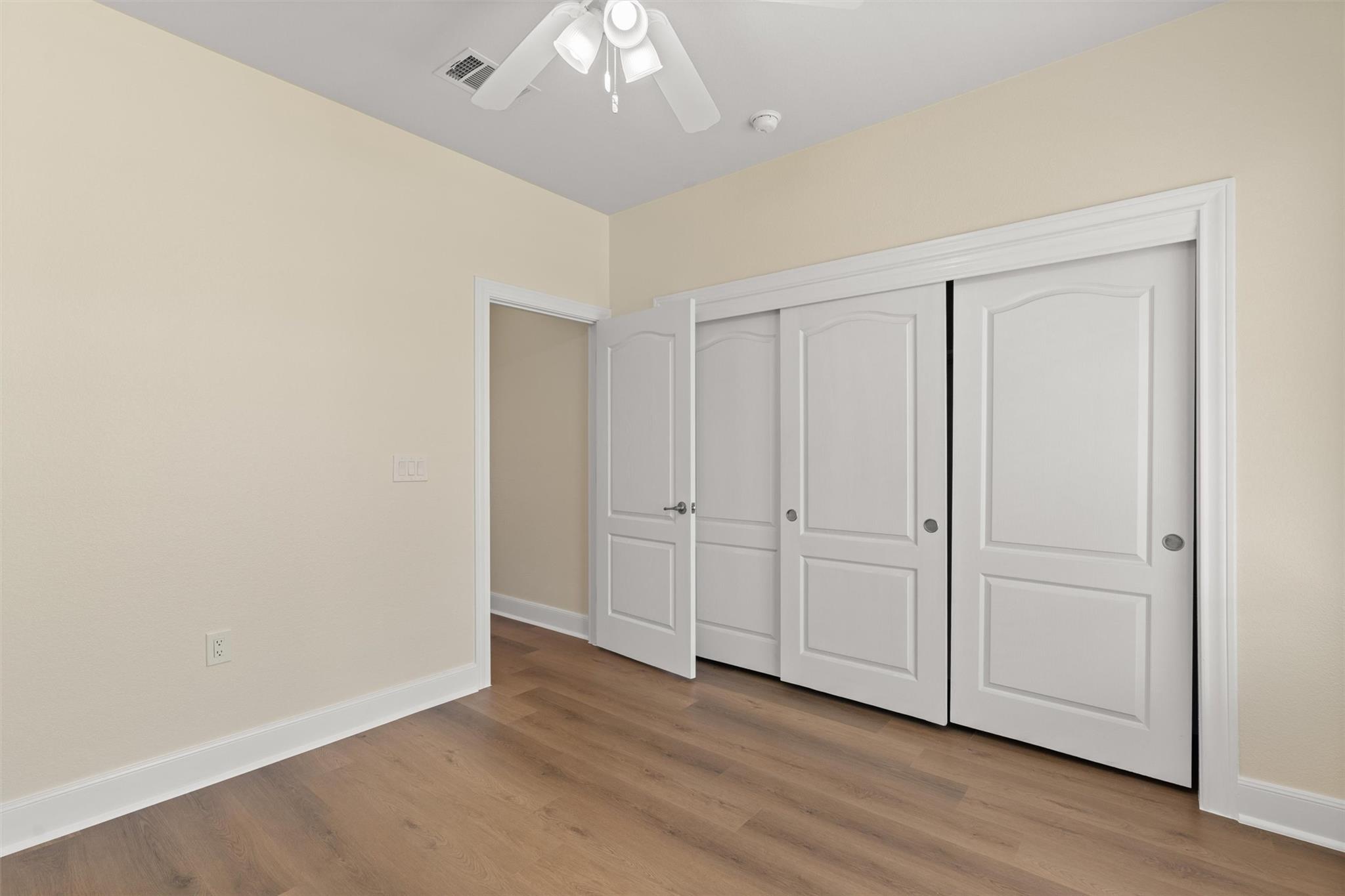 809 Armstrong Dr, Georgetown, TX 78633