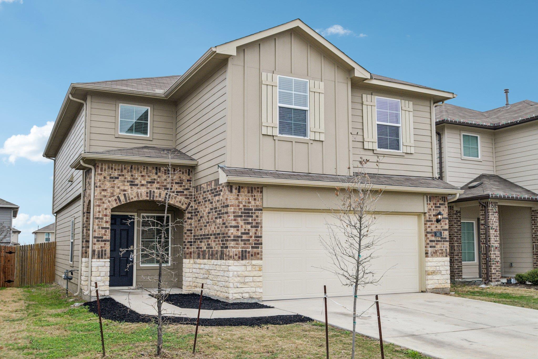 161 Roanwood Dr, San Marcos, TX 78666