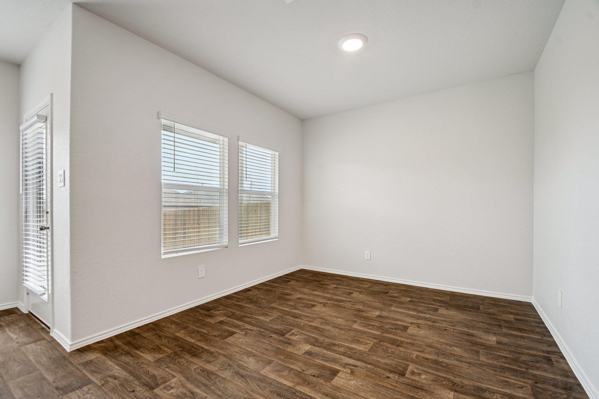 161 Roanwood Dr, San Marcos, TX 78666