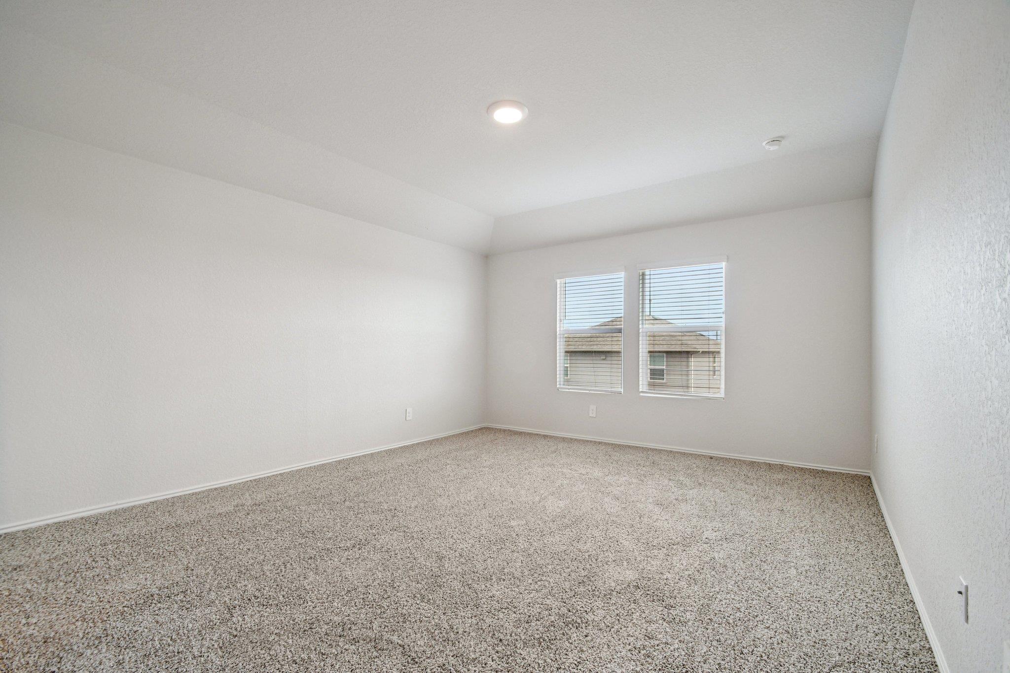 161 Roanwood Dr, San Marcos, TX 78666