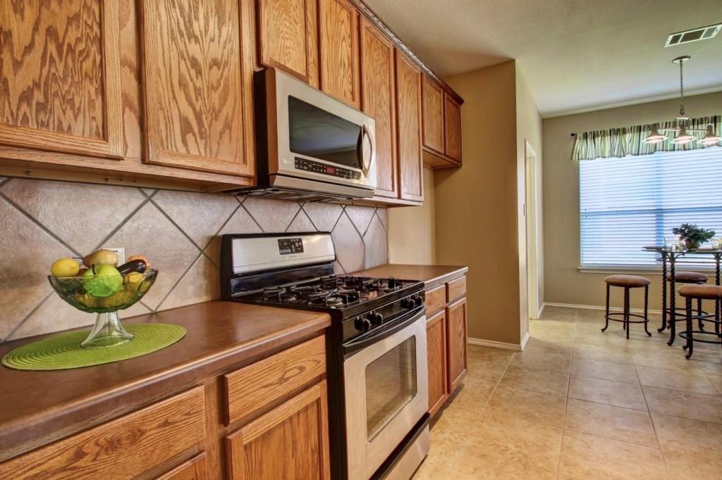 17705 Mahonia Ln, Elgin, TX 78621