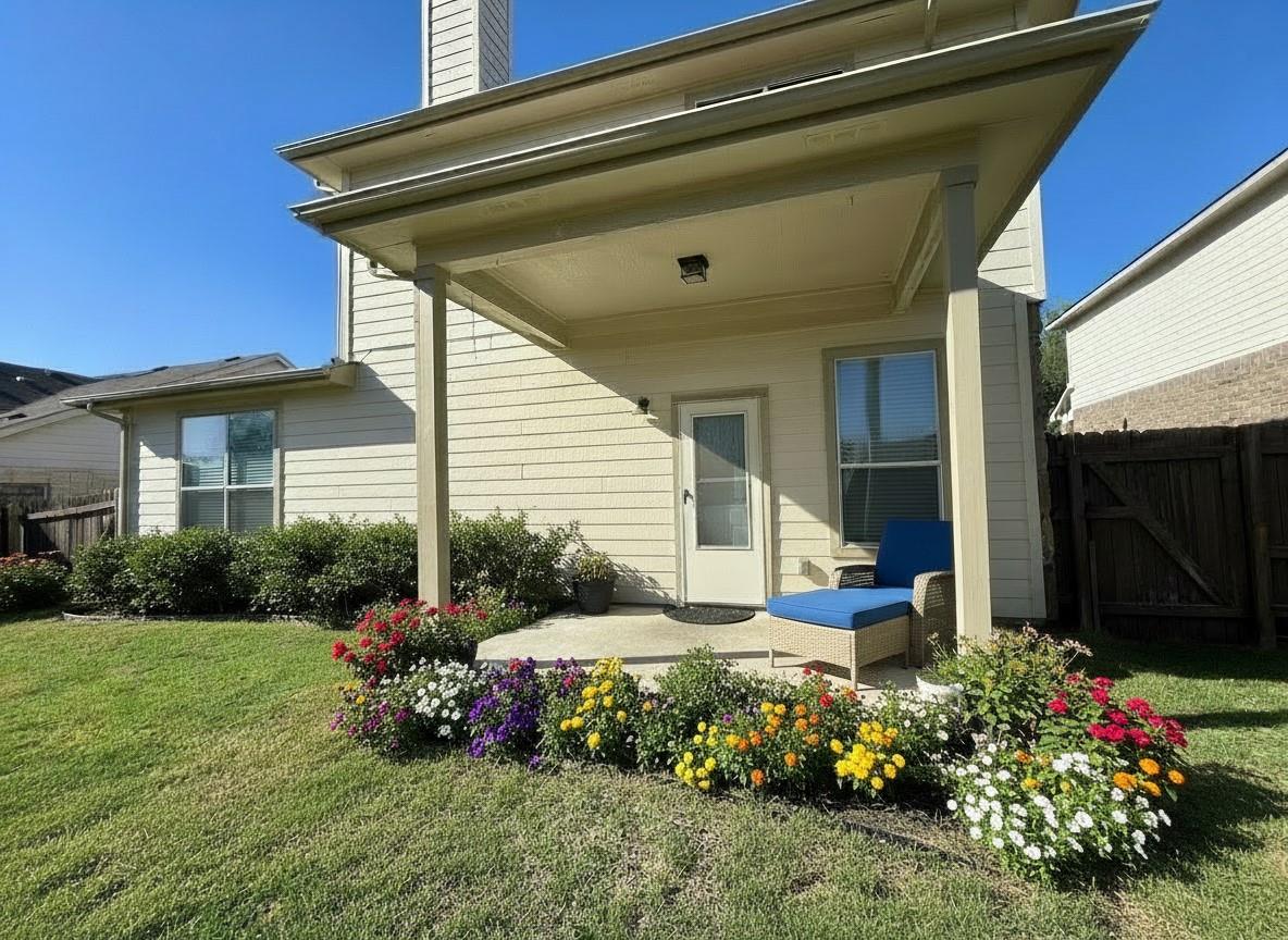 17705 Mahonia Ln, Elgin, TX 78621