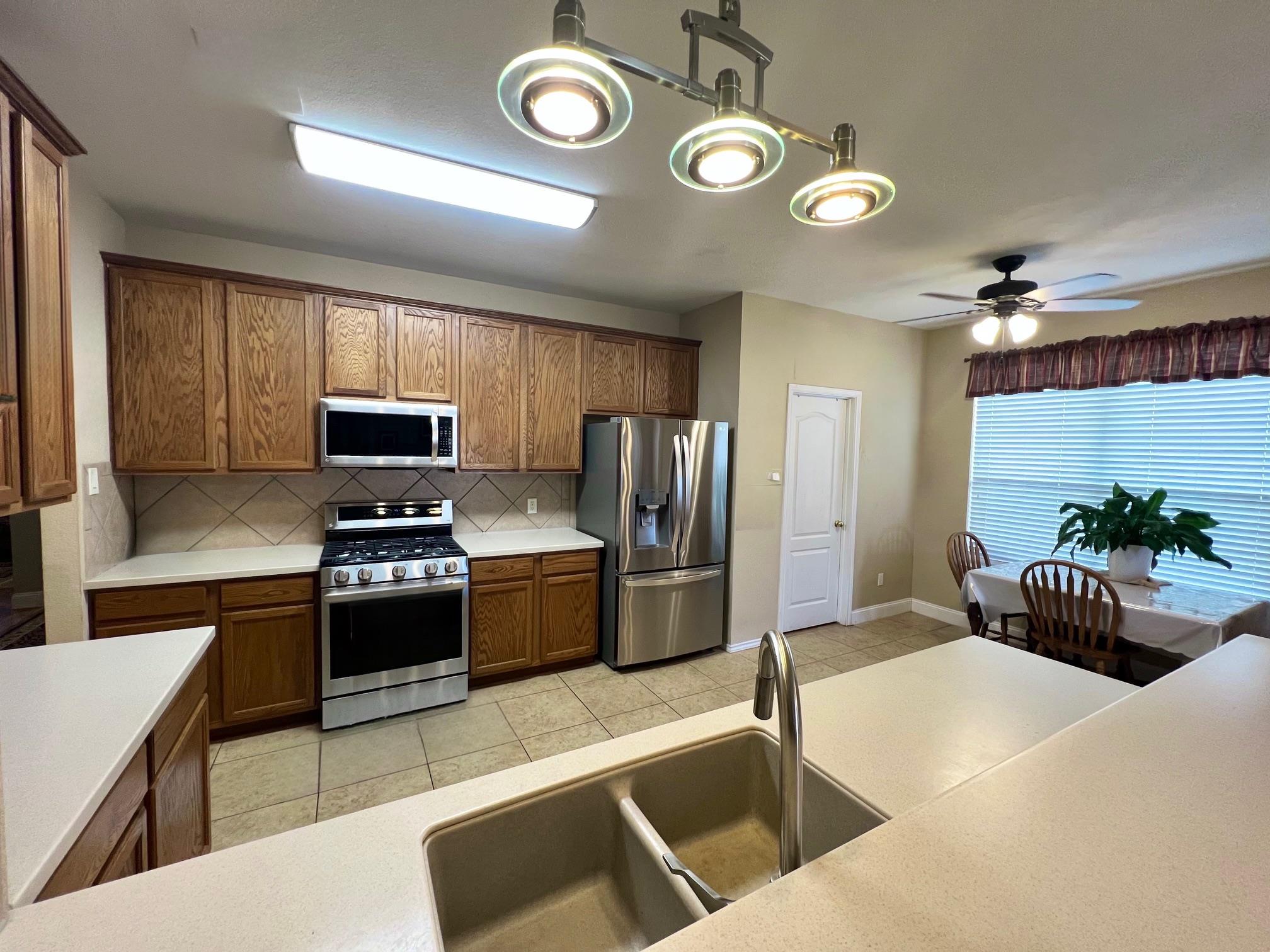 17705 Mahonia Ln, Elgin, TX 78621