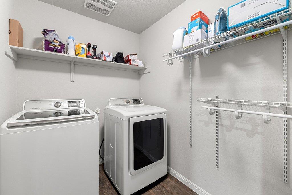 116 Democracy Ct, Liberty Hill, TX 78642