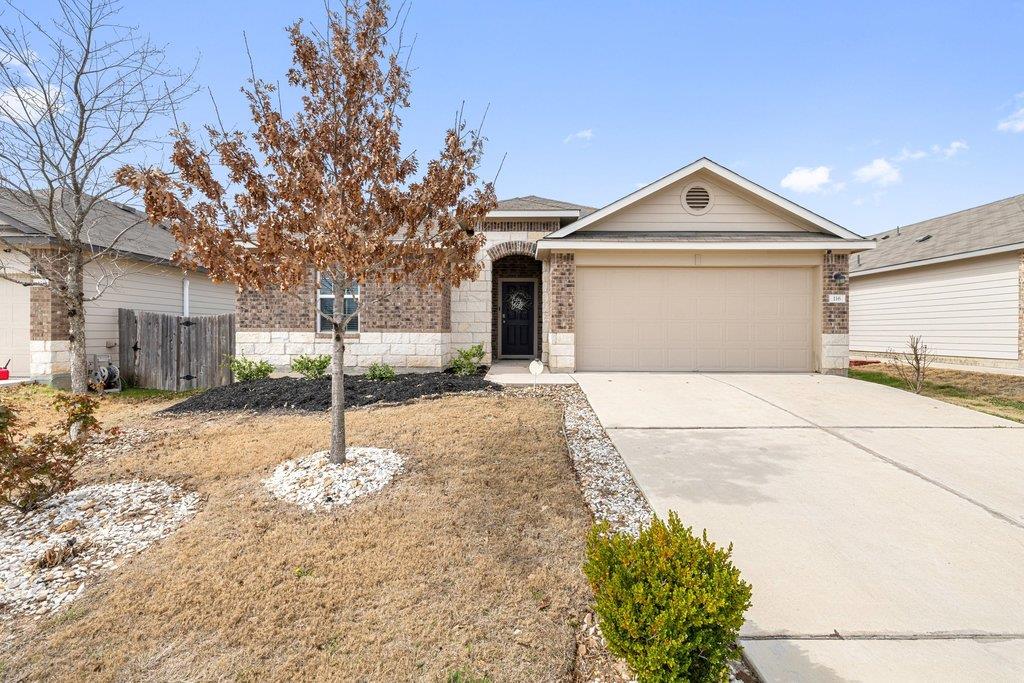 116 Democracy Ct, Liberty Hill, TX 78642