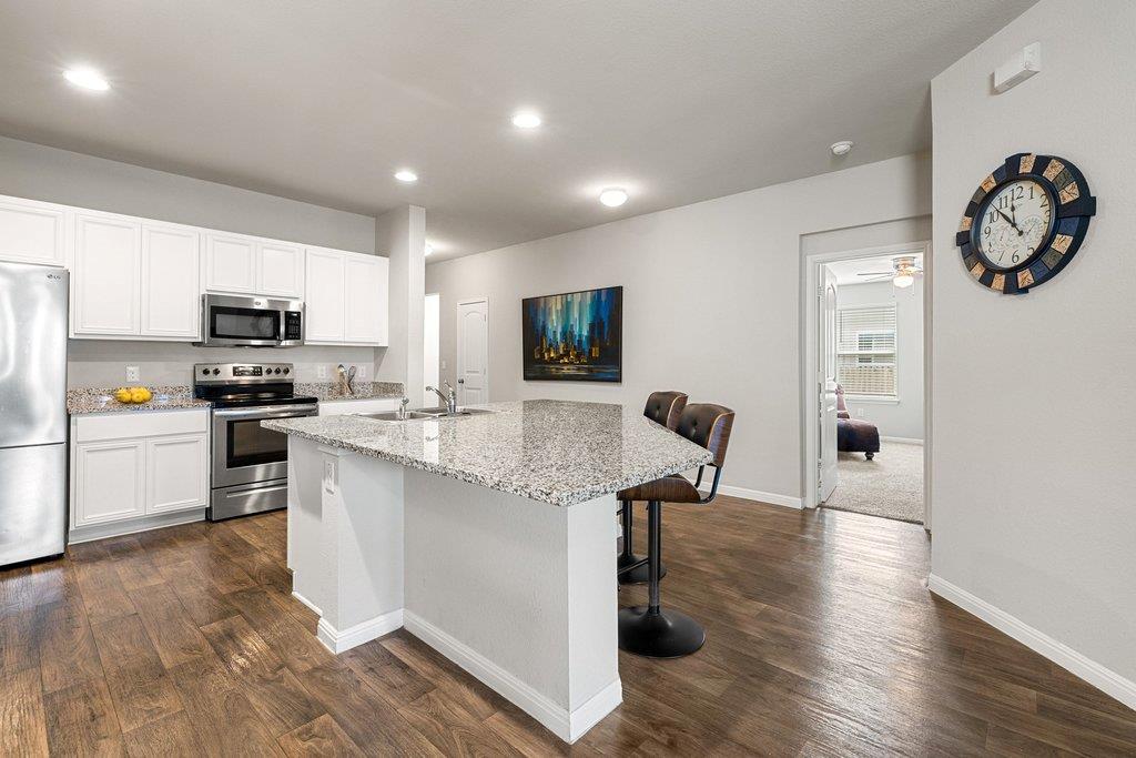 116 Democracy Ct, Liberty Hill, TX 78642