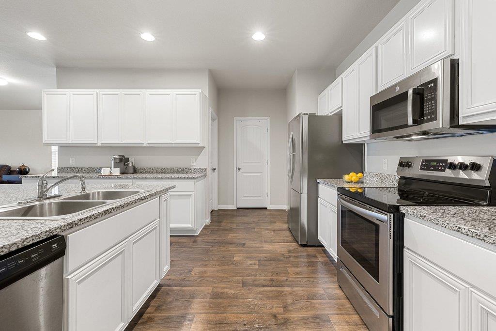 116 Democracy Ct, Liberty Hill, TX 78642