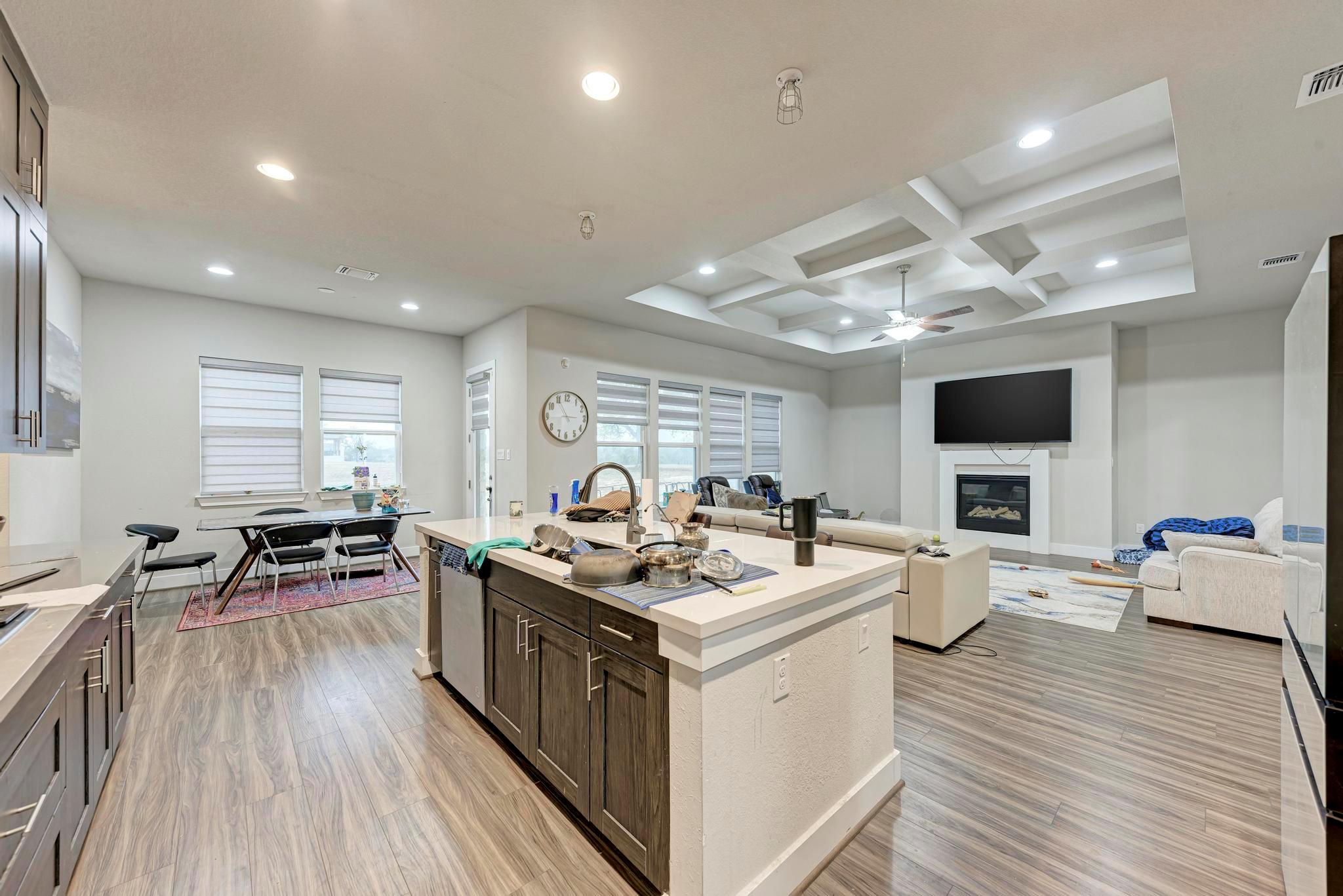 92 Sierra Mosca Trl, Liberty Hill, TX 78642