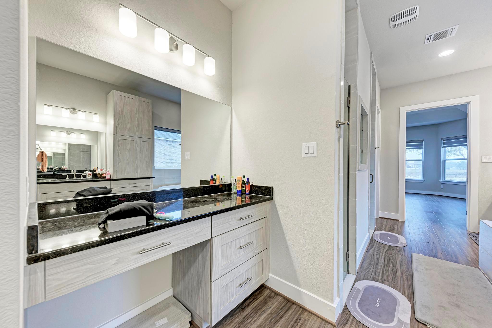 92 Sierra Mosca Trl, Liberty Hill, TX 78642