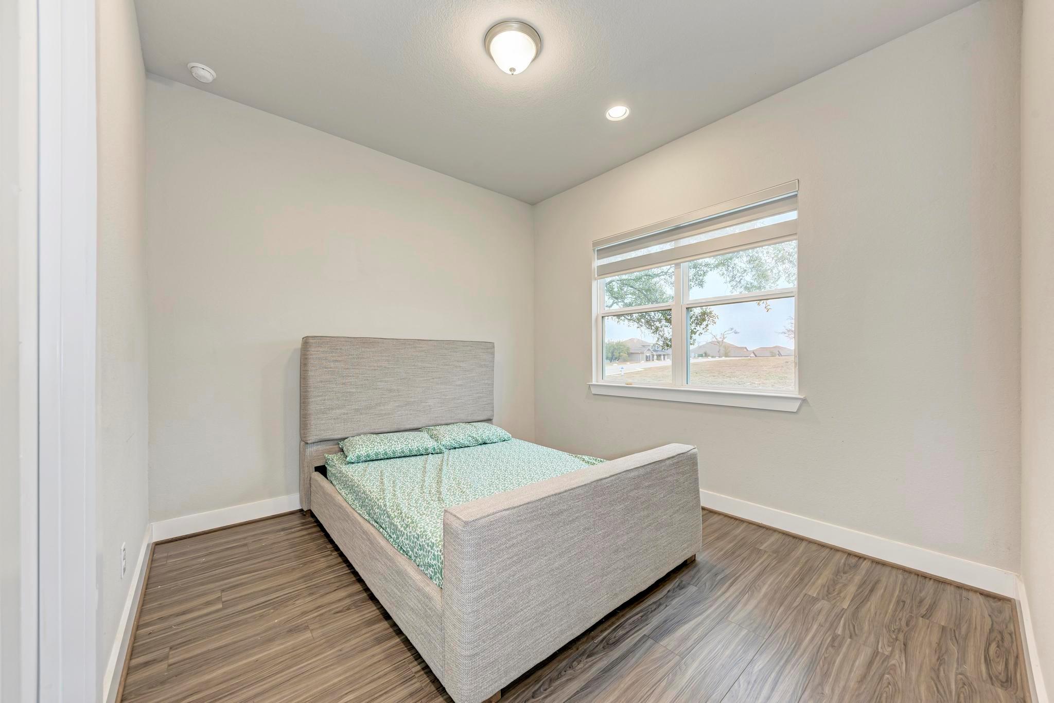 92 Sierra Mosca Trl, Liberty Hill, TX 78642