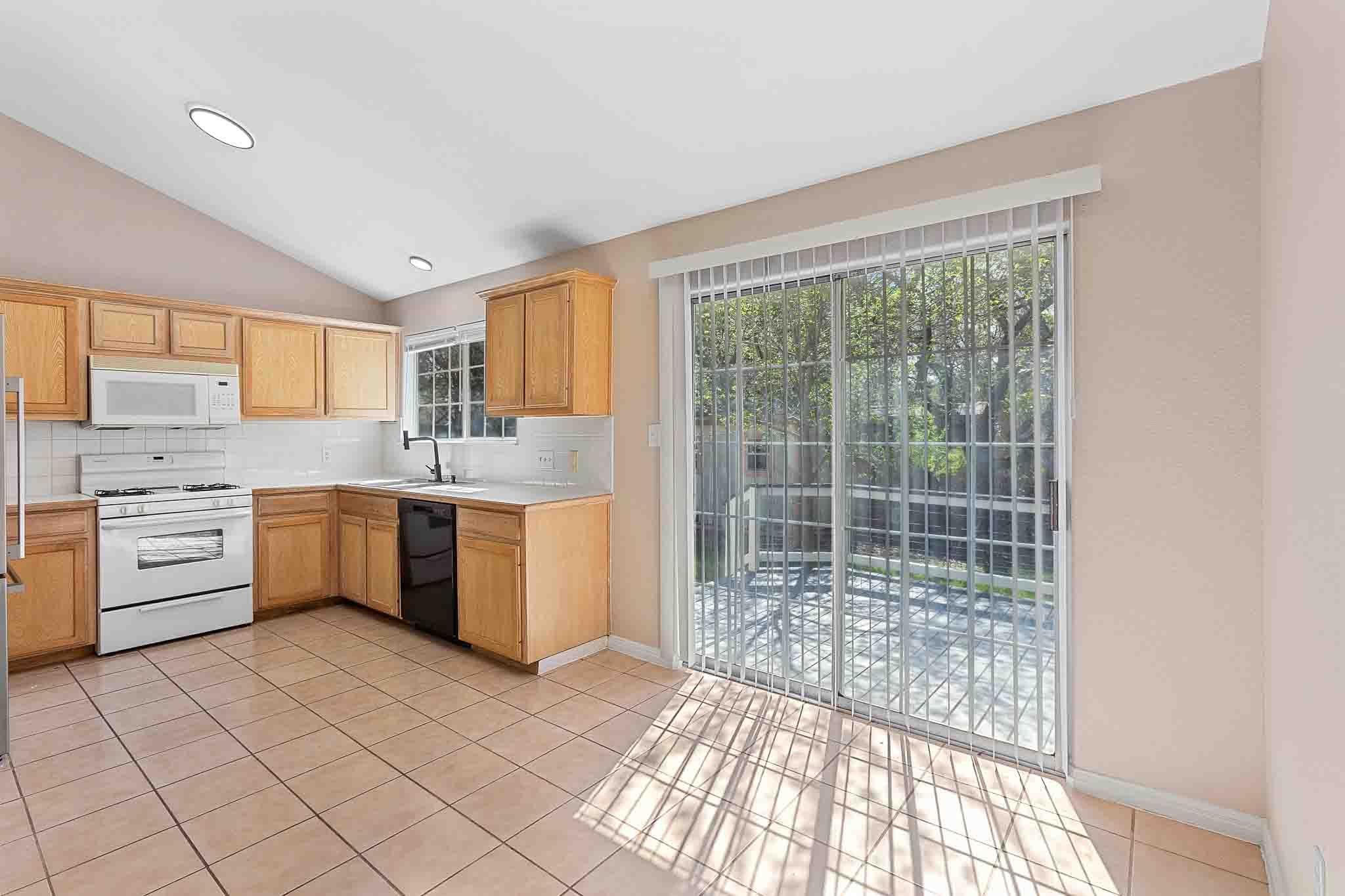 2003 Ramona Cir, San Marcos, TX 78666