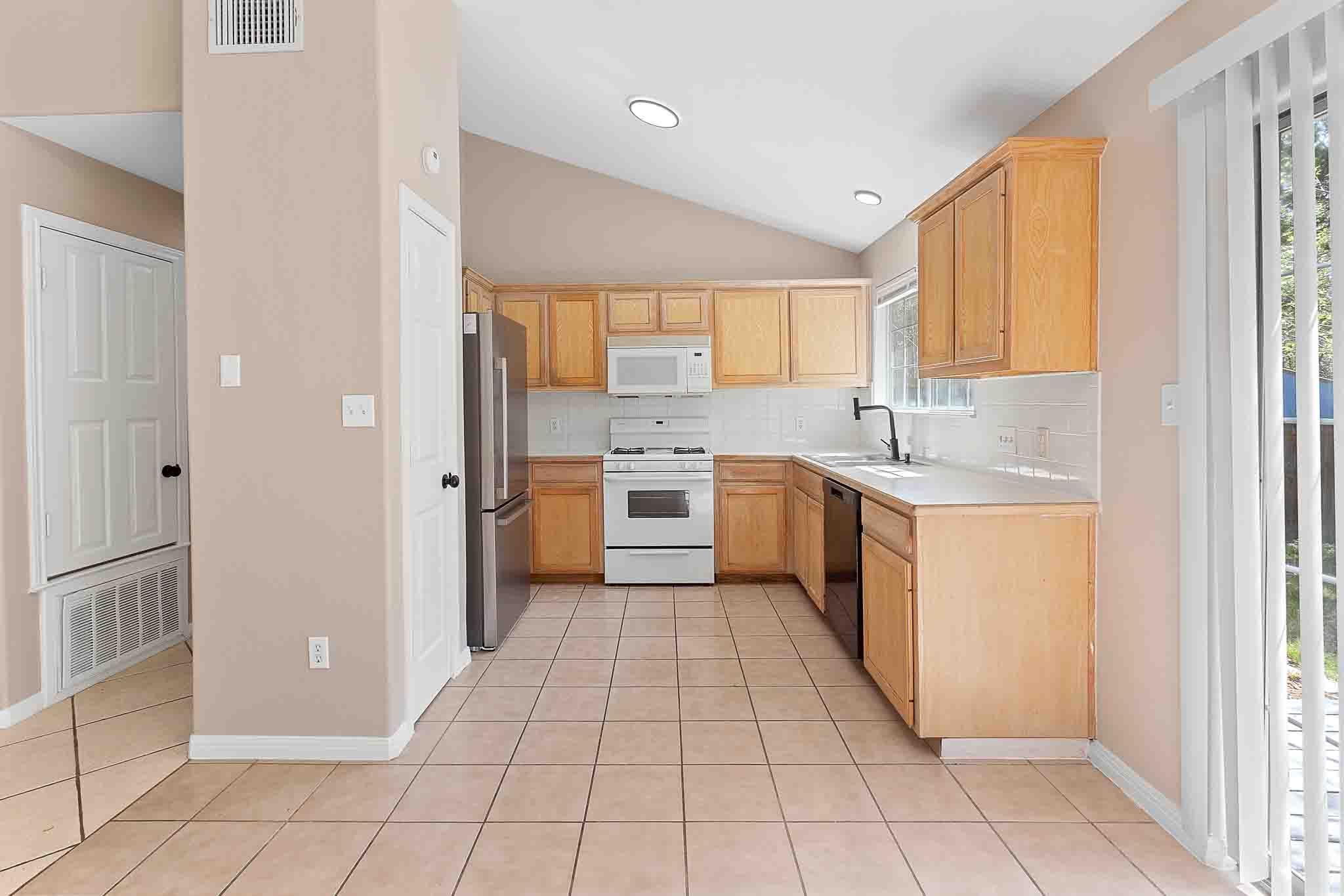 2003 Ramona Cir, San Marcos, TX 78666