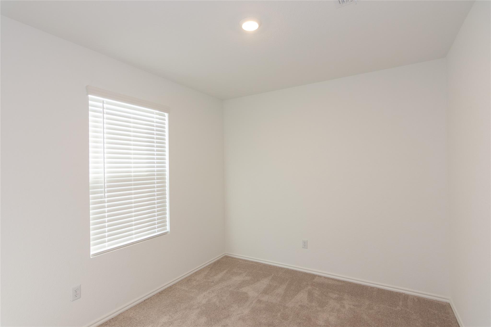 356 Marty Allen Loop, Jarrell, TX 76537