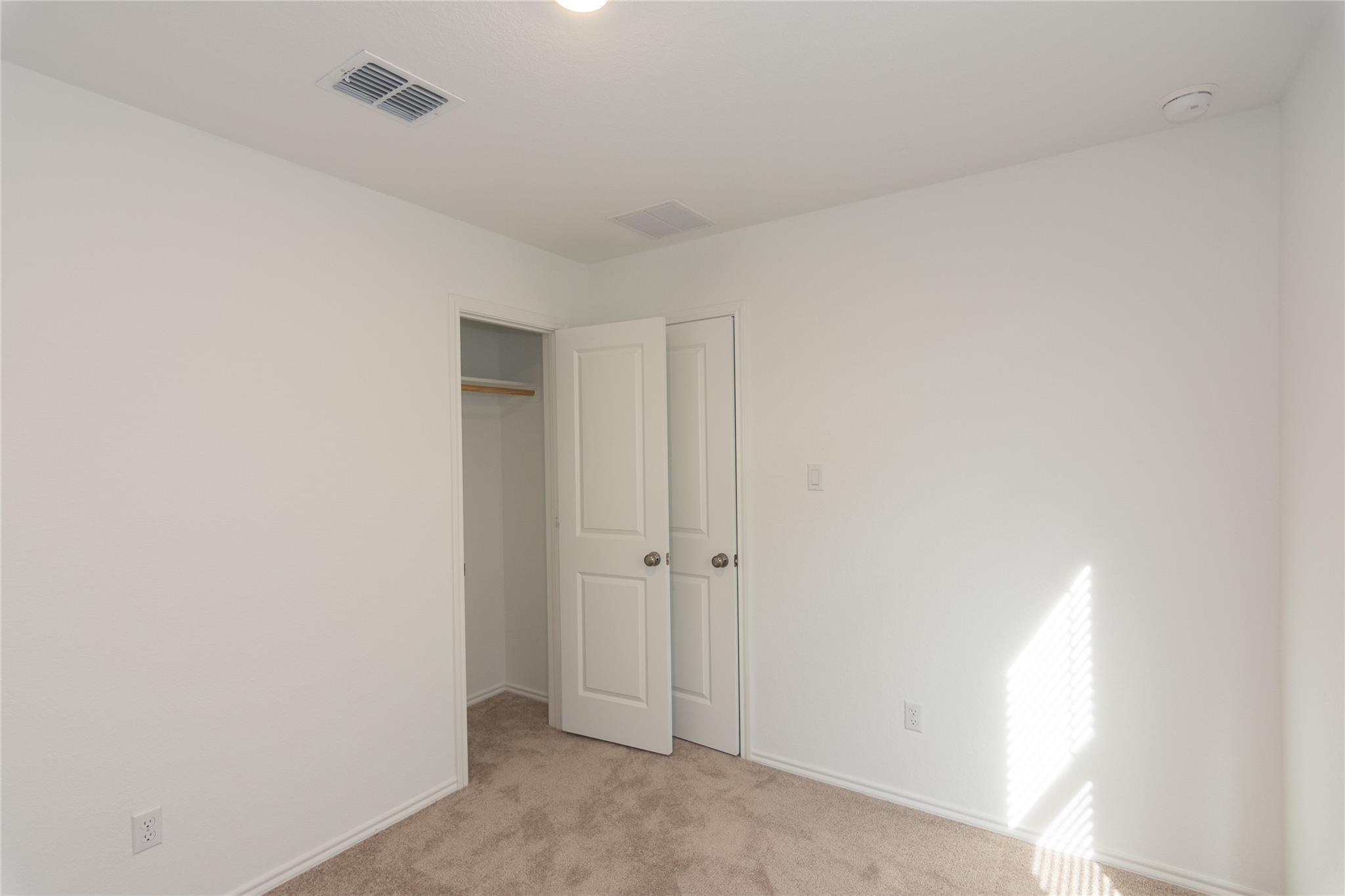 356 Marty Allen Loop, Jarrell, TX 76537