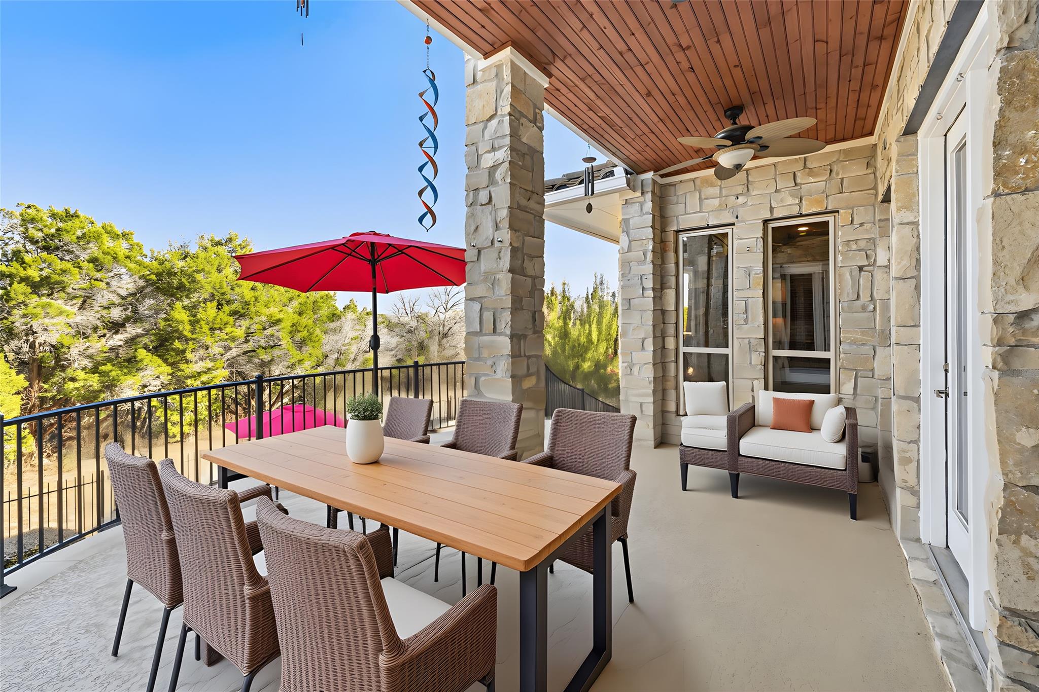 521 Horseback Holw, Austin, TX 78732