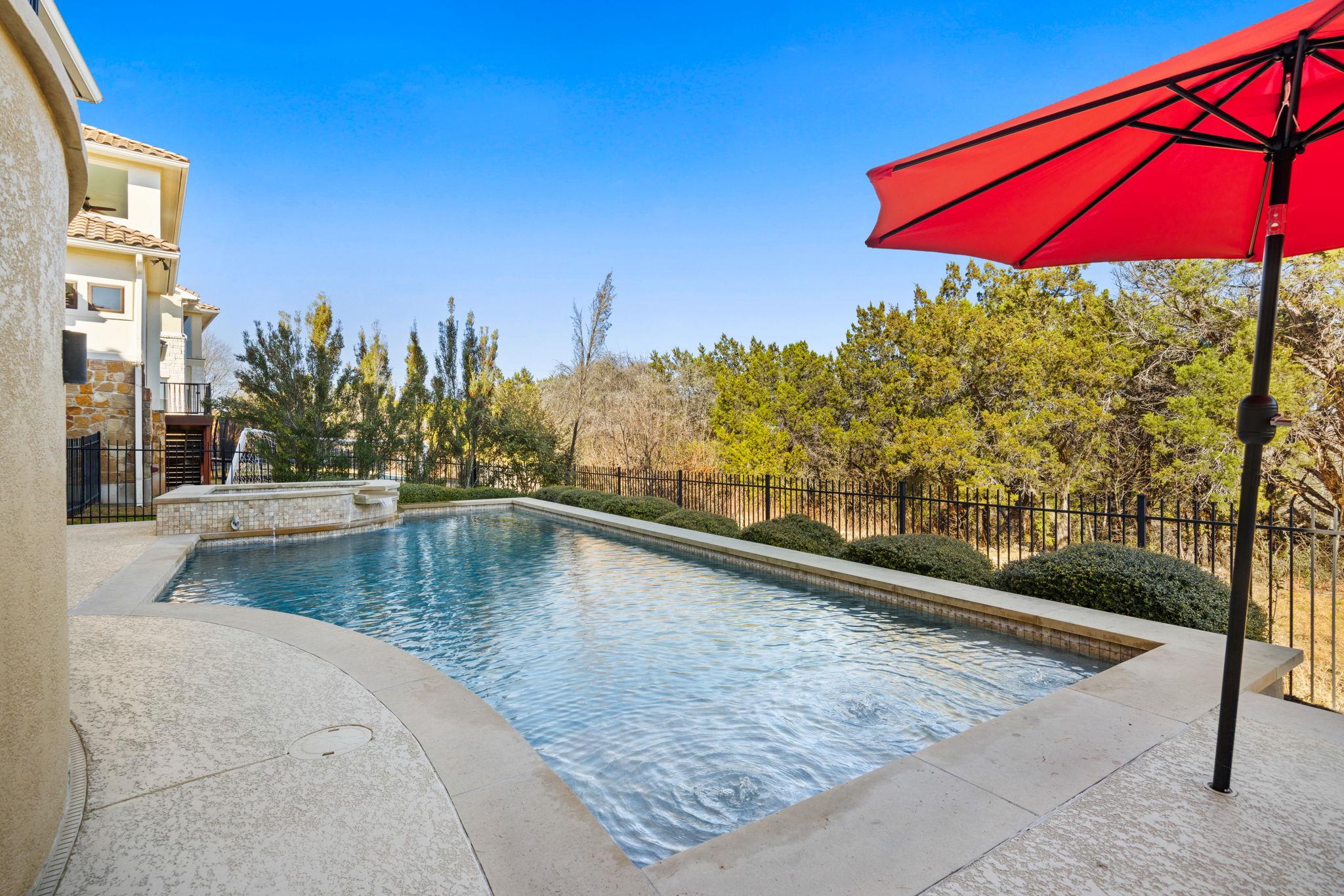 521 Horseback Holw, Austin, TX 78732