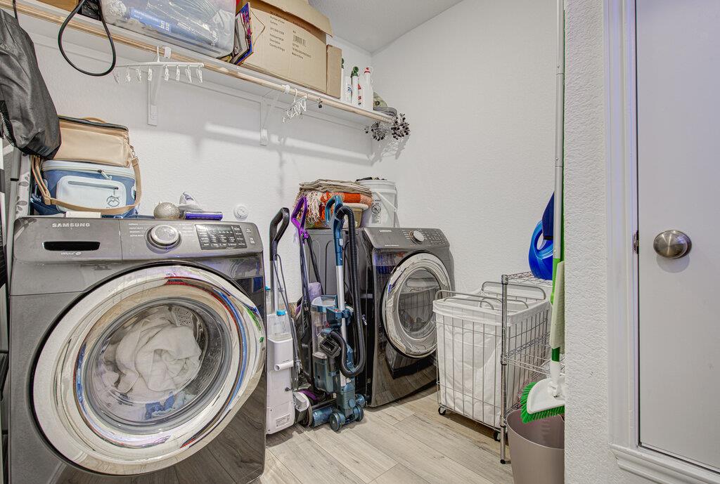 1145 Catfish Ln, Bastrop, TX 78602