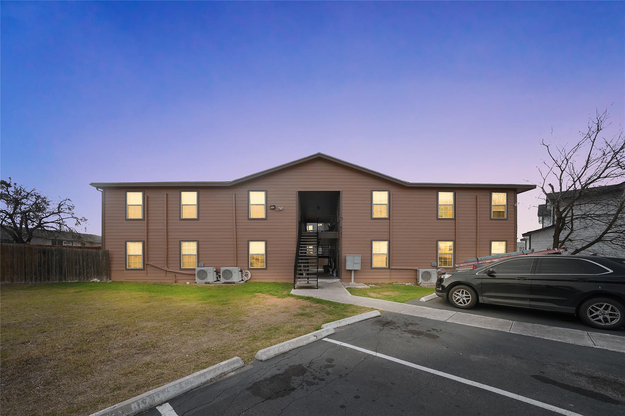 8142 Glen Mont, San Antonio, TX 78239