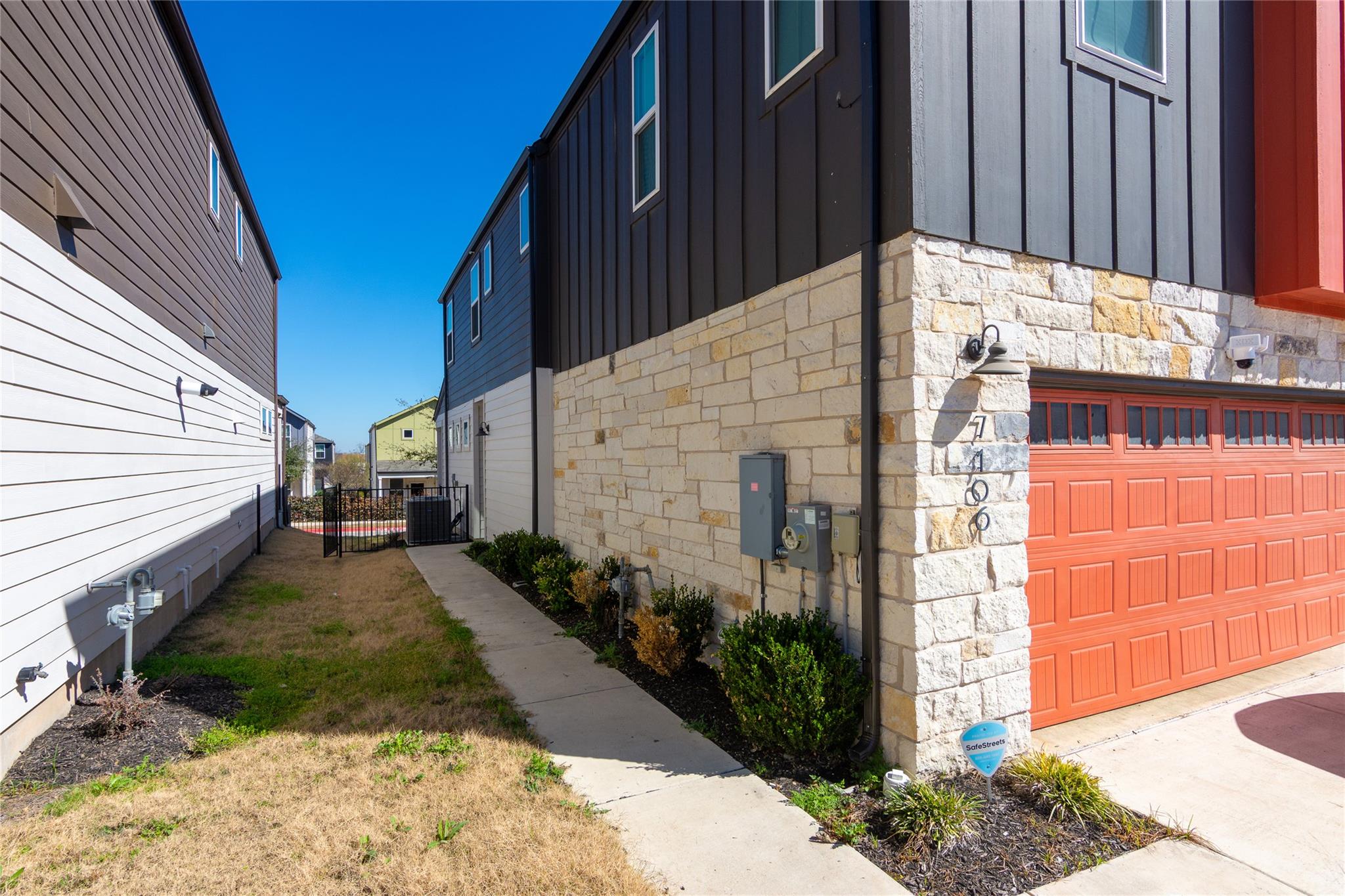 7106 Terrazzo Cottage Ln, Austin, TX 78744