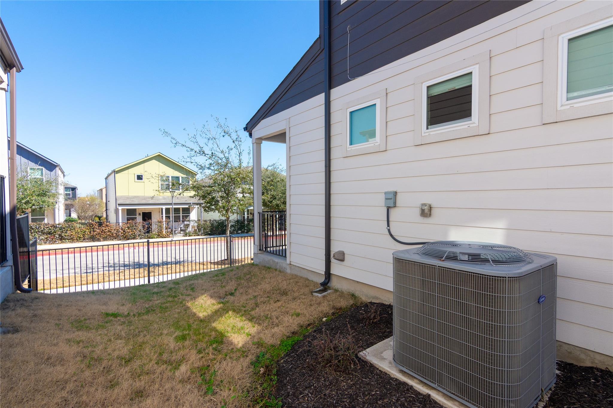 7106 Terrazzo Cottage Ln, Austin, TX 78744