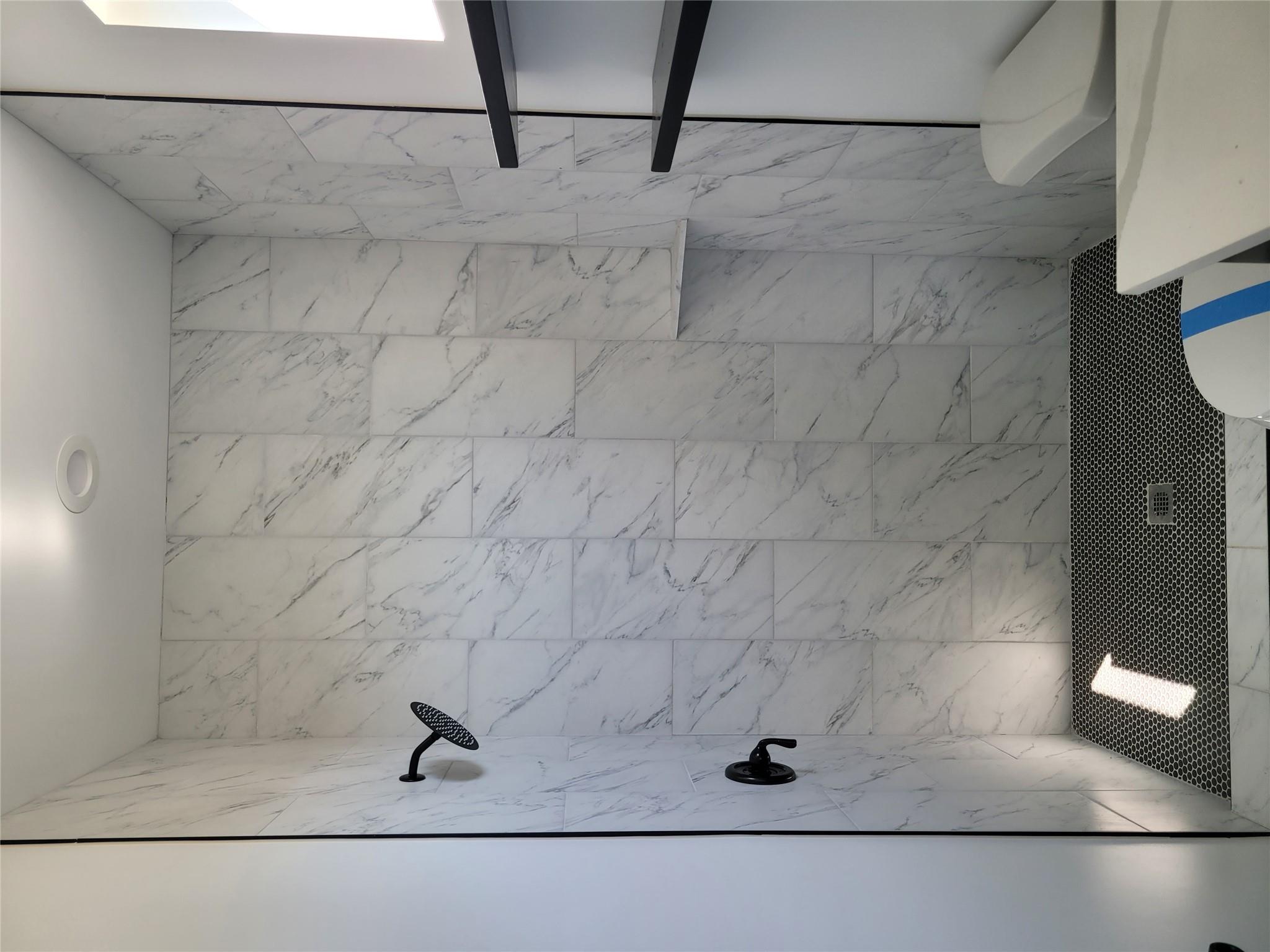 577 County Road 422 Rd, Stockdale, TX 78160