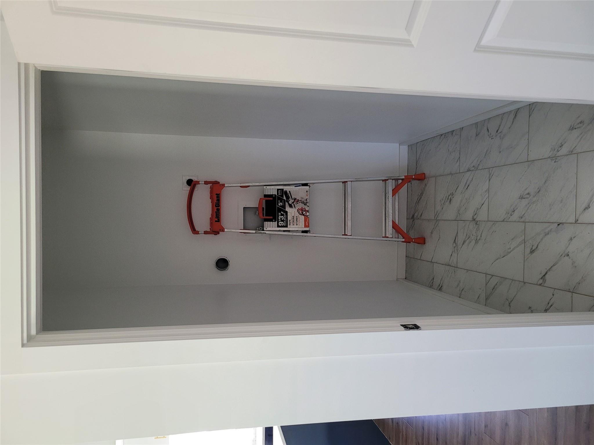 577 County Road 422 Rd, Stockdale, TX 78160