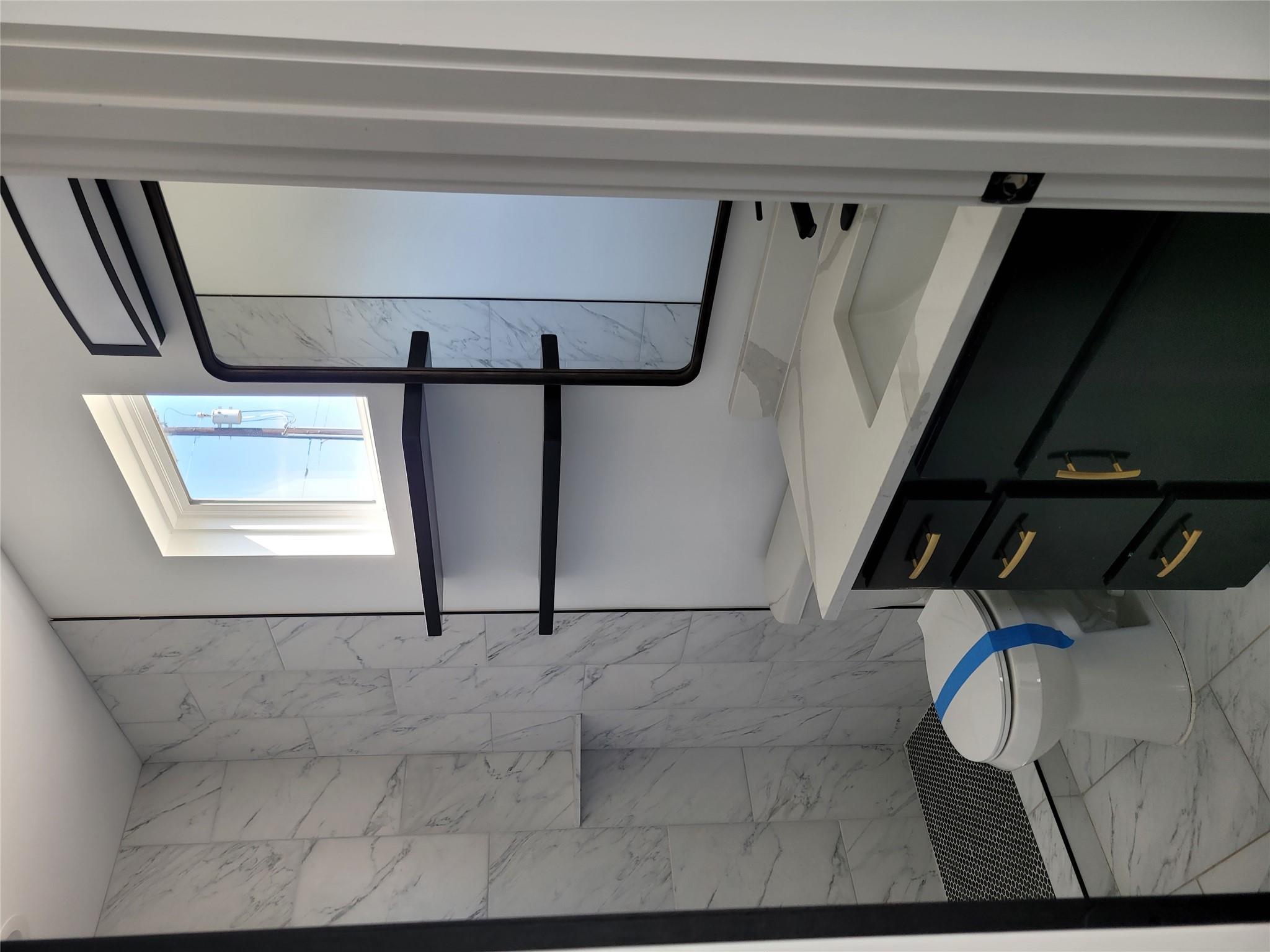 577 County Road 422 Rd, Stockdale, TX 78160