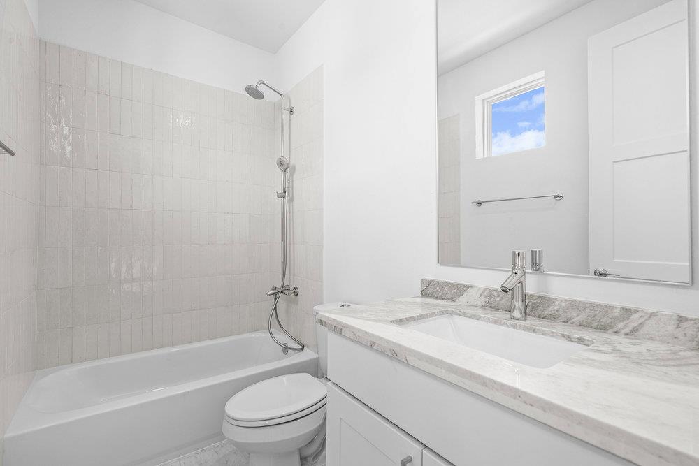 2805 McCurdy St # 10, Austin, TX 78723