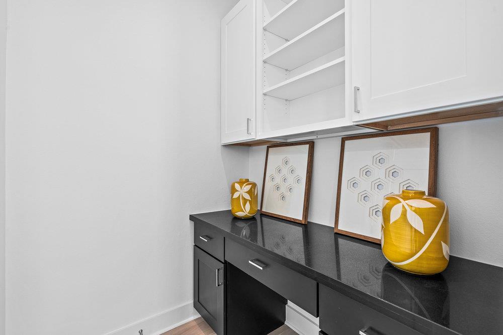 2805 McCurdy St # 10, Austin, TX 78723