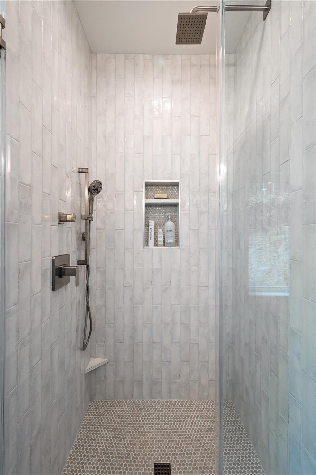 405 Taylor Dr, Marble Falls, TX 78657